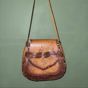 1960s or 70s leather tooled purse. 👜